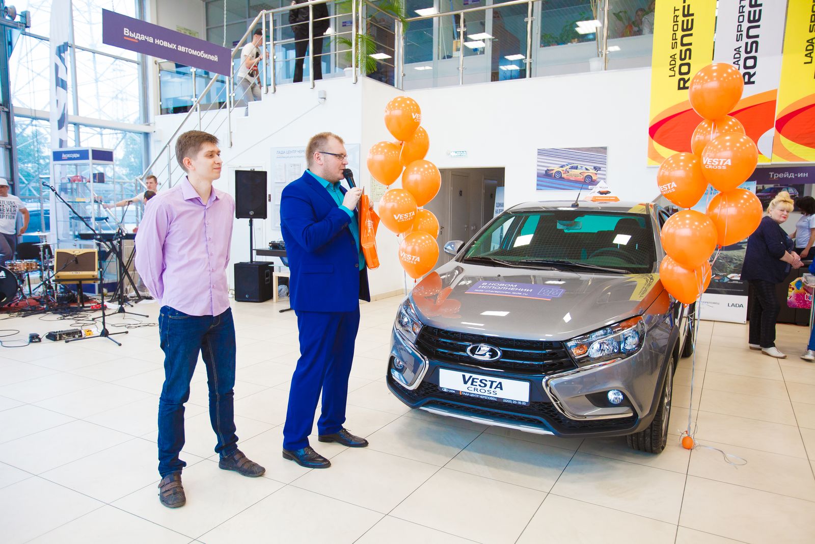 Презентация LADA Vesta Cross 07 июня 2018 года в автосалоне официального дилера LADA ЛАДА центр Череповец!